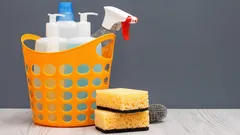 Fem rengöringsprodukter som kan förstöra ditt hem om du använder dem fel – experternas varning