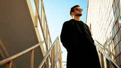 Det handlar inte bara om stil: Vad det betyder att alltid klä sig i svart, enligt psykologin