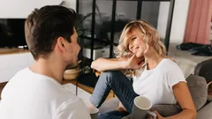 Hur du vet vad någon känner för dig: tre psykologiska knep