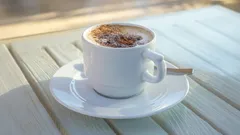 Vad kan ersätta socker i kaffe: sex hälsosammare alternativ