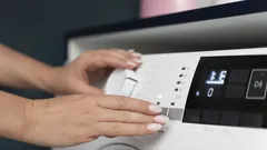 Vilket program bör du undvika att använda ofta för att förhindra snabb slitage på tvättmaskinen?