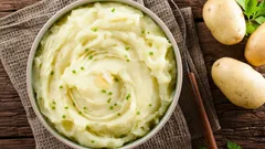 Hur du gör det mjukaste potatismoset: tillsätt en hemlig ingrediens som inte är smör