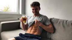 Så dricker du öl och håller formen – beprövade tips för aktiva personer