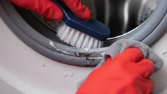 Hur du tar bort mögel från tvättmaskinens gummi med ett hemmatrick